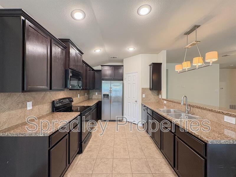 1315 Starlight Dr - Photo 4 of 13