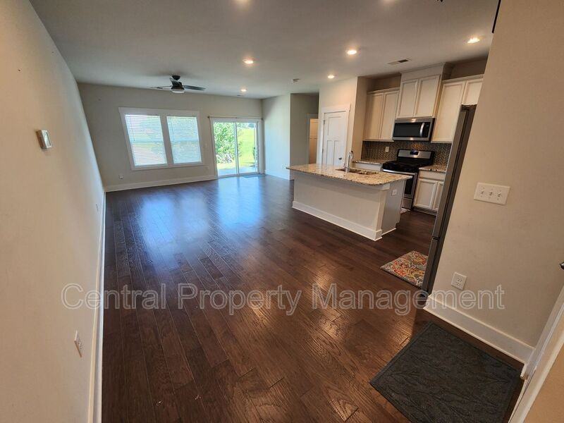 112 Outback Dr - Photo 4 of 40