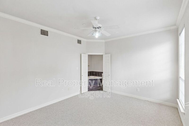 4097 Oberlin Way - Photo 6 of 27