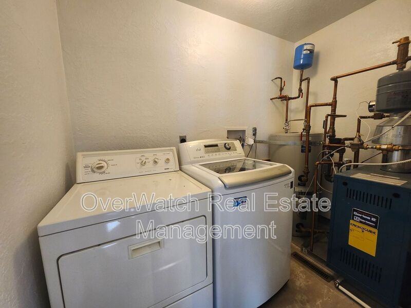 8721 Ange St - Photo 7 of 18