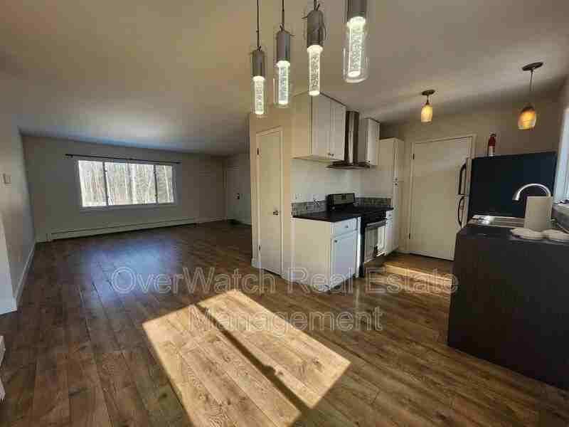 8114 Boundary Ave #C - Photo 5 of 11