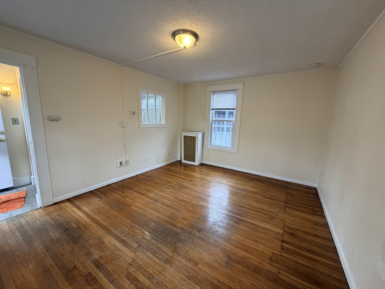 543 Broadway #1R - Photo 7 of 16