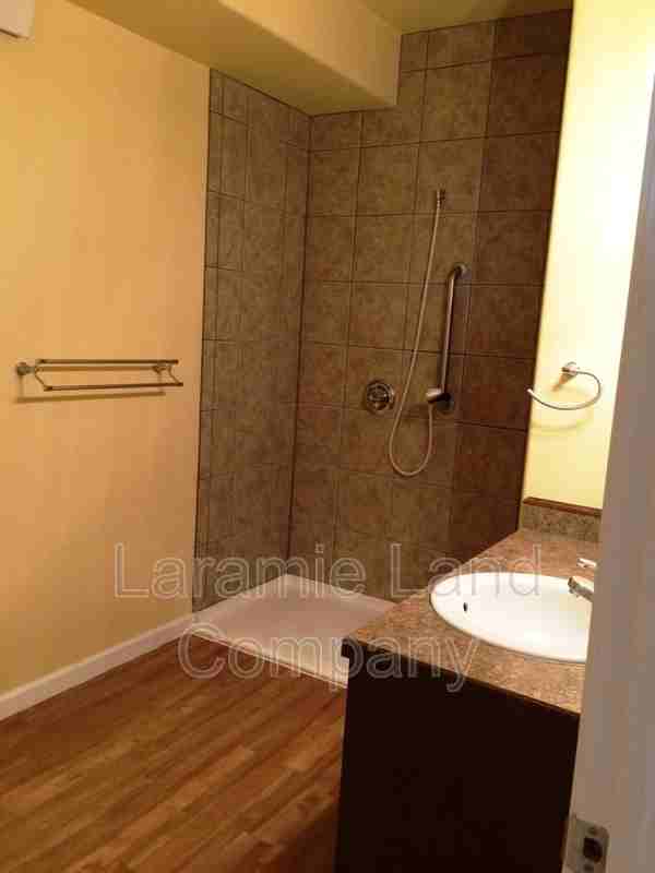 1157 N 17th St - Photo 3 of 8