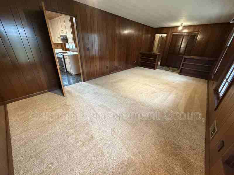 200 Indian Creek Dr - Photo 6 of 34