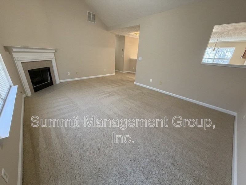 3965 Brushymill Ct - Photo 4 of 31