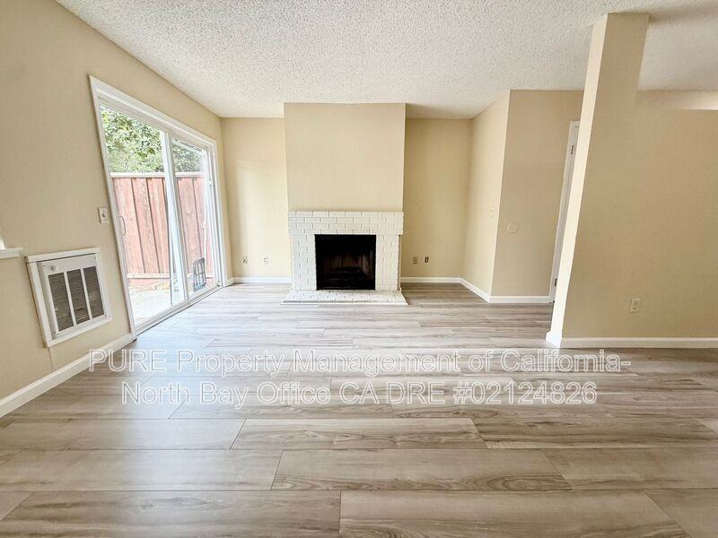 687 Racquet Club Cir - Photo 5 of 12