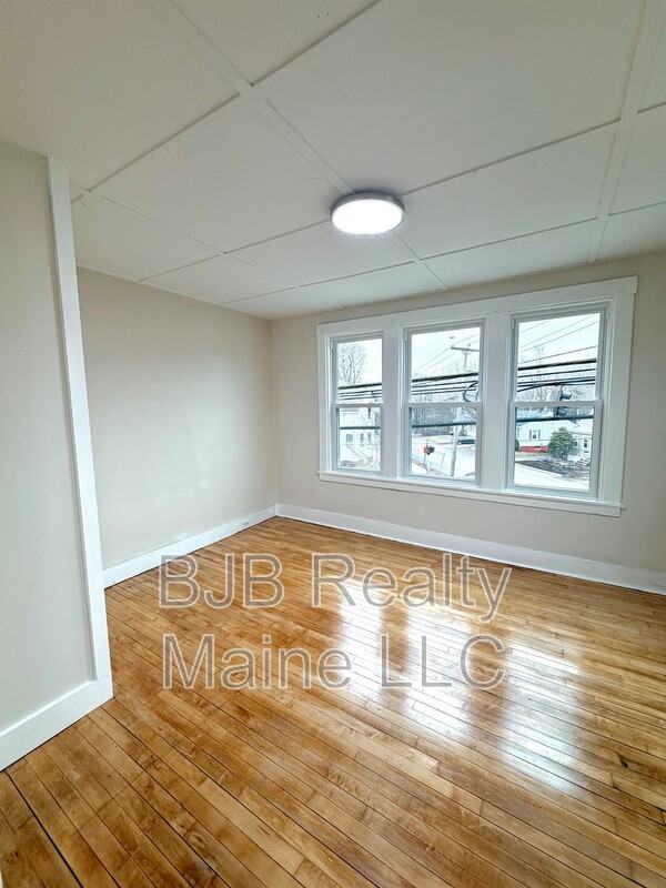 299 Ocean St #2 - Photo 3 of 7