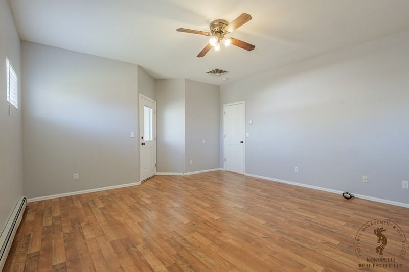 601 Silver Plume Dr - Photo 7 of 10