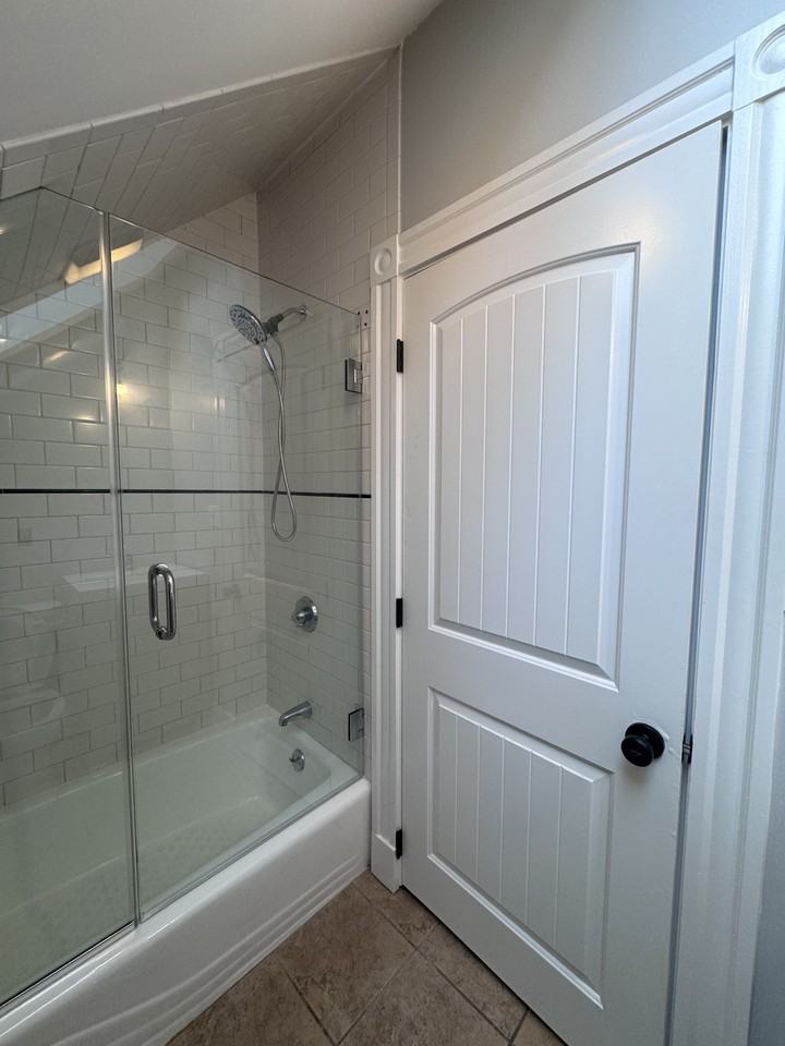 91 Cushing St #2 - Photo 2 of 8