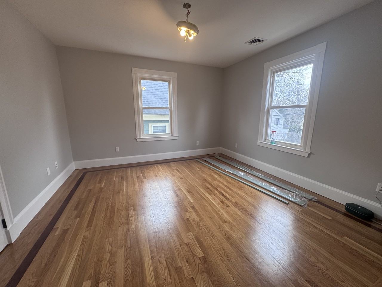 91 Cushing St #2 - Photo 3 of 8