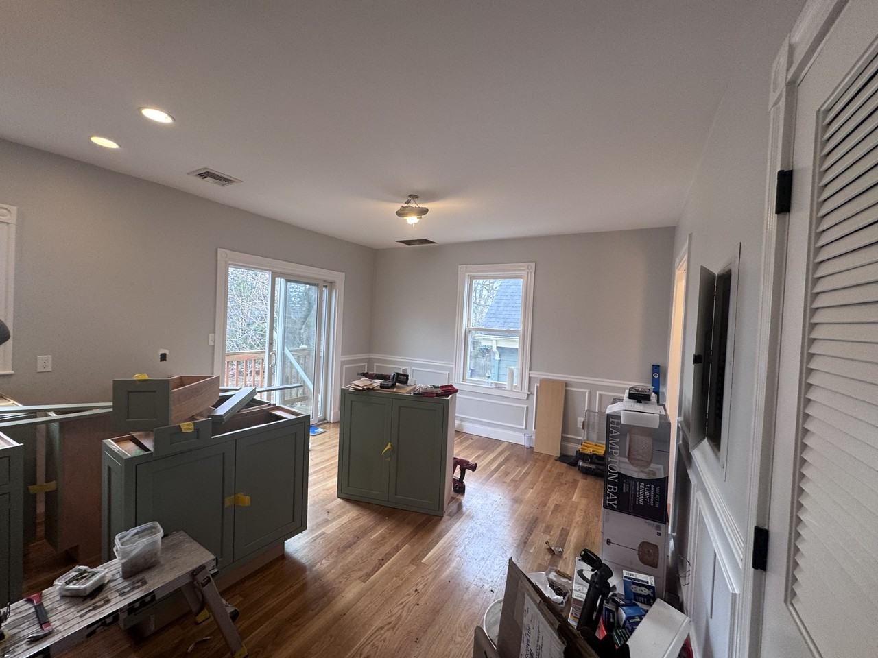 91 Cushing St #2 - Photo 4 of 8