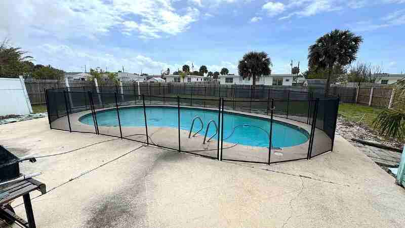 484 Grandview Ave - Photo 2 of 11