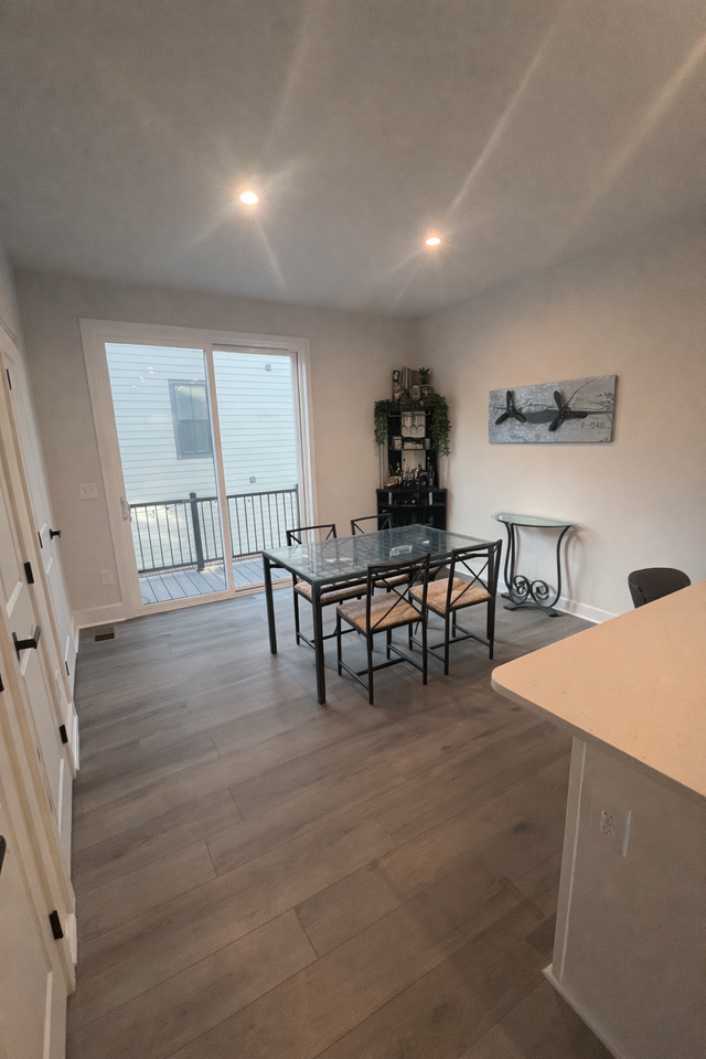 4736 Chastain Ave - Photo 4 of 11