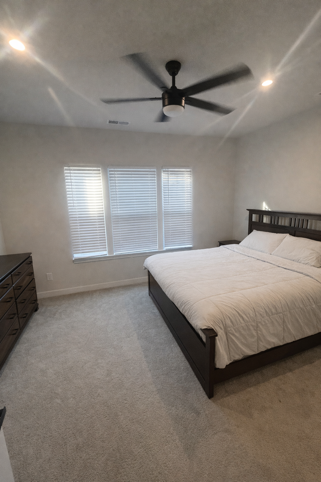 4736 Chastain Ave - Photo 6 of 11