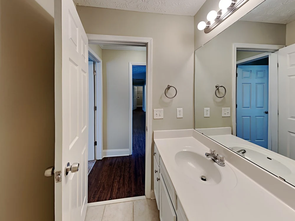 706 Dellrose Trce #NA - Photo 2 of 11