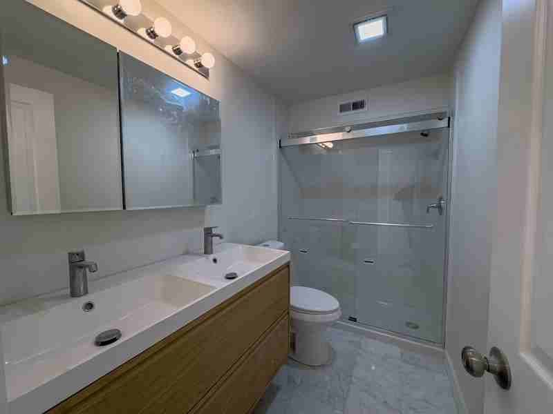 1936 Green St - Photo 3 of 21