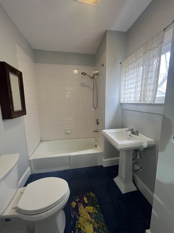 Concord Ave #2 - Photo 5 of 10