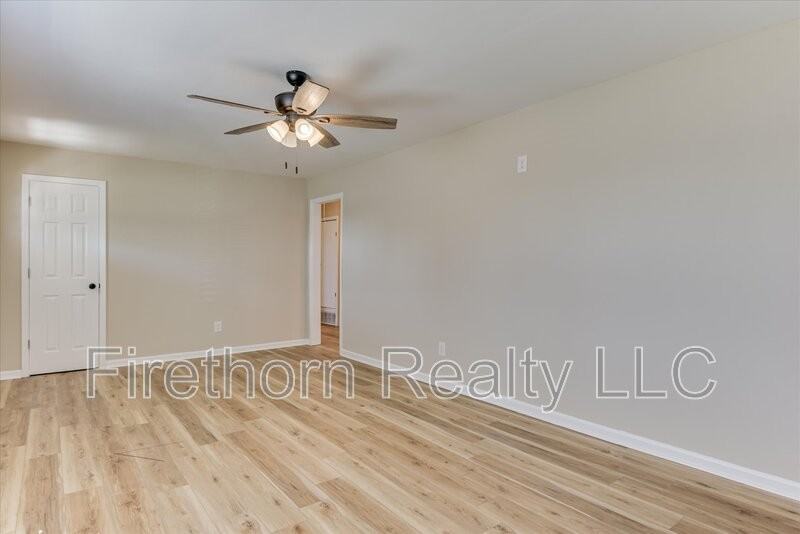 Skyview Dr - Photo 7 of 22