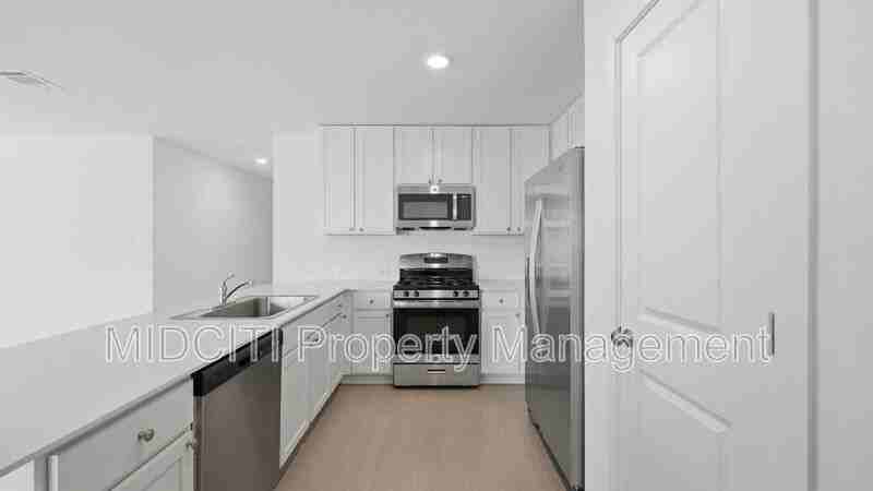 9161 Luciano Pl - Photo 6 of 38