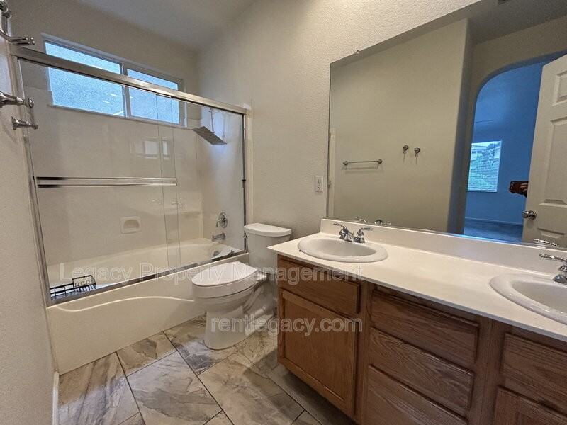 1867 Malachite Way - Photo 7 of 14