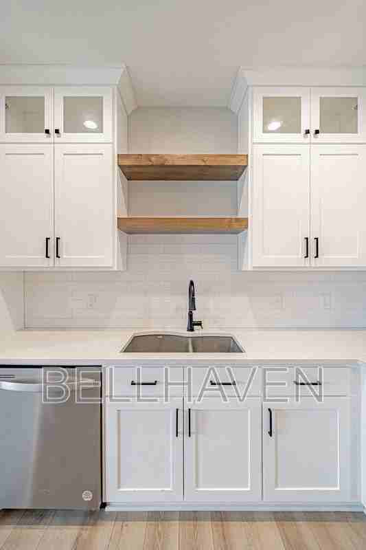 1483 Fremont Ave - Photo 5 of 15