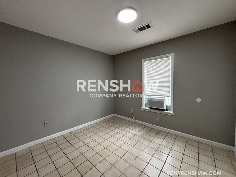 4920 Buford Ave - Photo 3 of 12