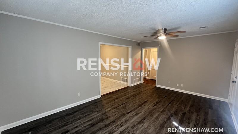 3822 Maid Marian Ln - Photo 3 of 19