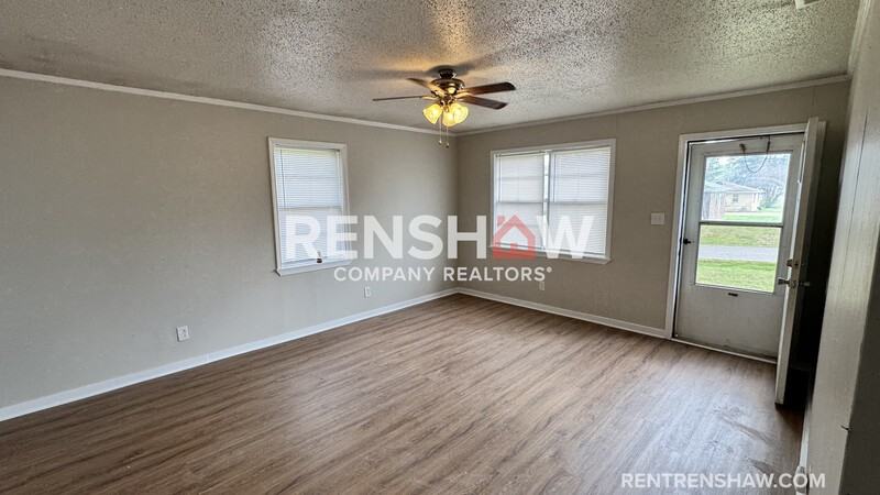 10 Navy Dr - Photo 2 of 14