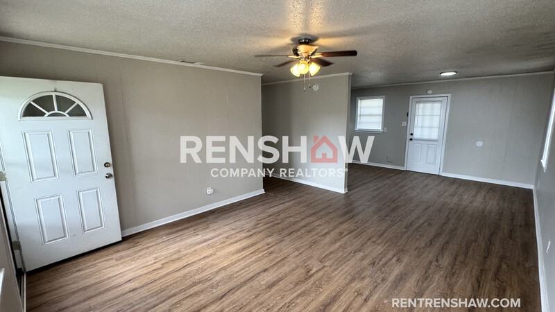 10 Navy Dr - Photo 3 of 14