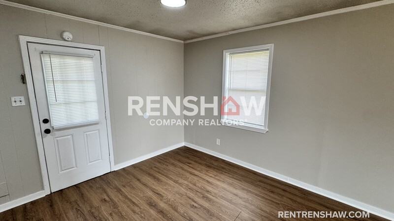 10 Navy Dr - Photo 4 of 14