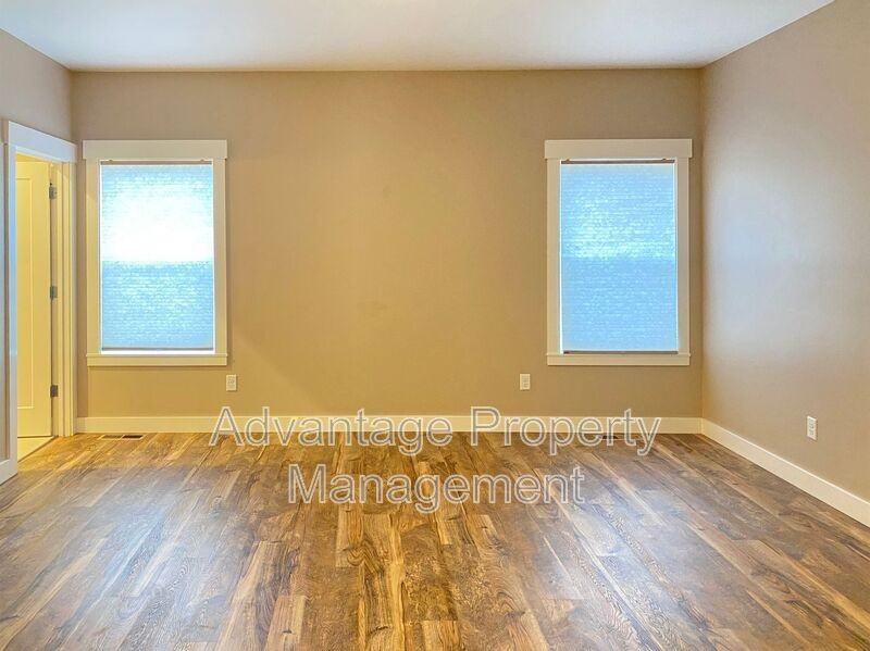 106 S 21st St - Photo 6 of 13