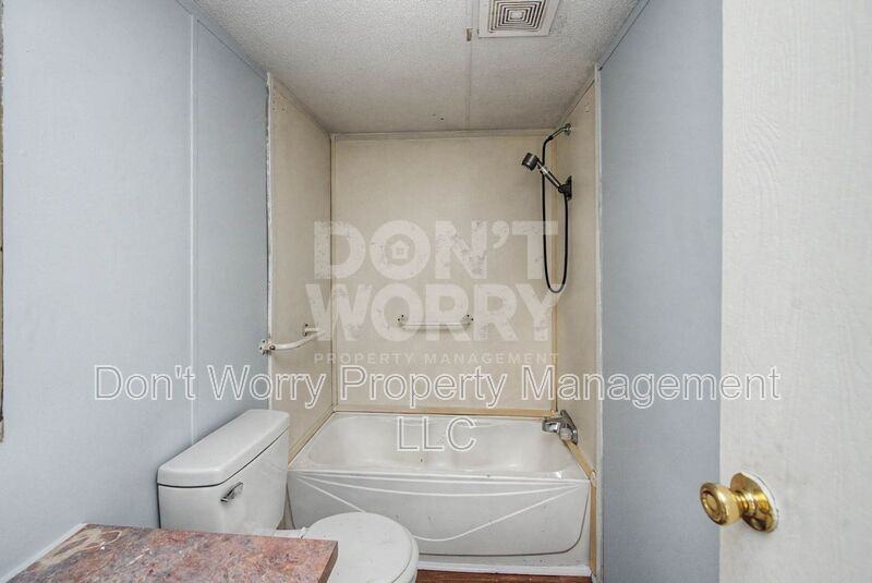 900 Frye Rd - Photo 4 of 8