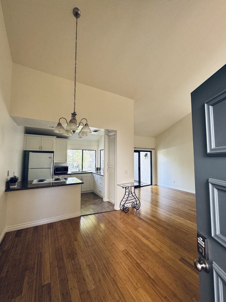 26701 Quail Crk #256 - Photo 2 of 25