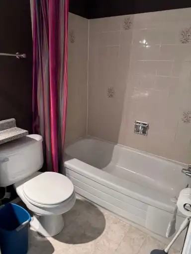 10731 84 Ave Nw #202 - Photo 5 of 14