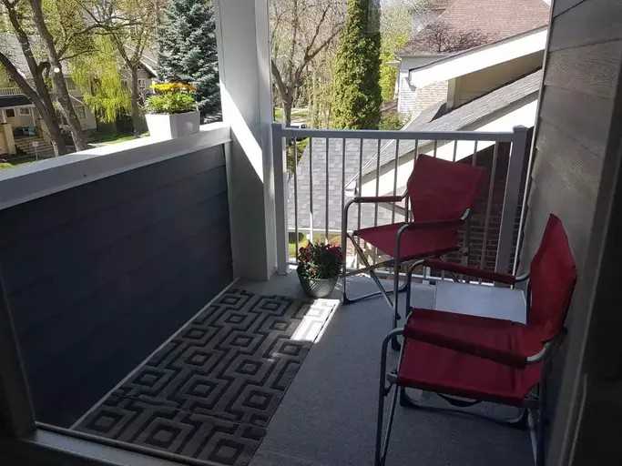 11016 84 Ave Nw #200 - Photo 5 of 27