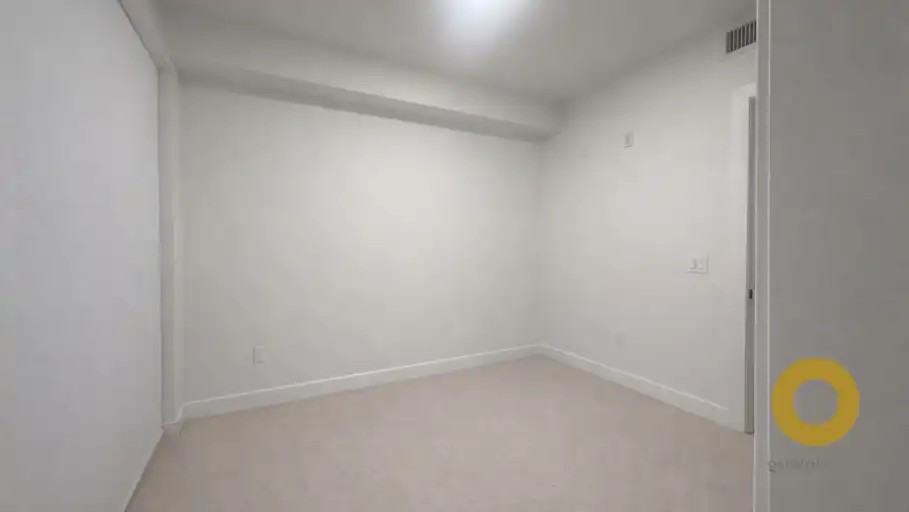 843 33rd Ave W - Photo 3 of 7