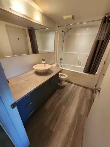 188 15 Ave Sw #1206 - Photo 3 of 12