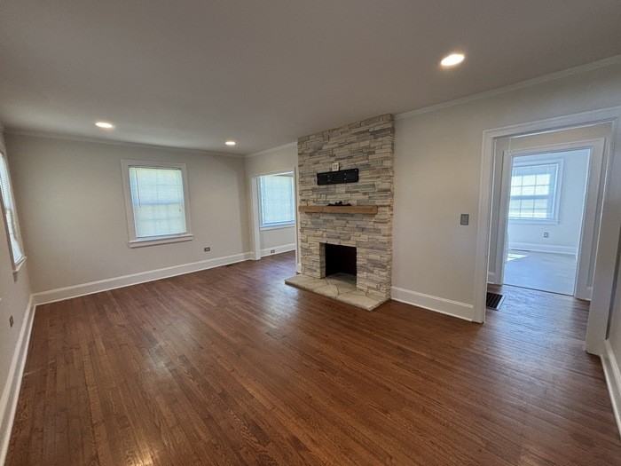 4716 Elder Ave - Photo 3 of 18