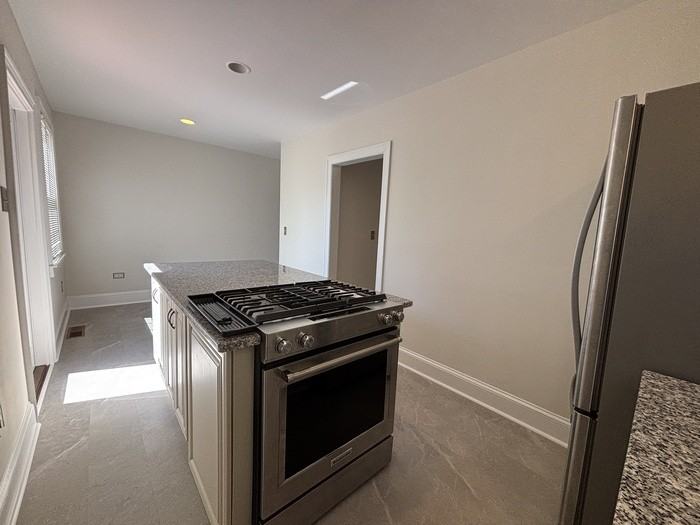 4716 Elder Ave - Photo 7 of 18