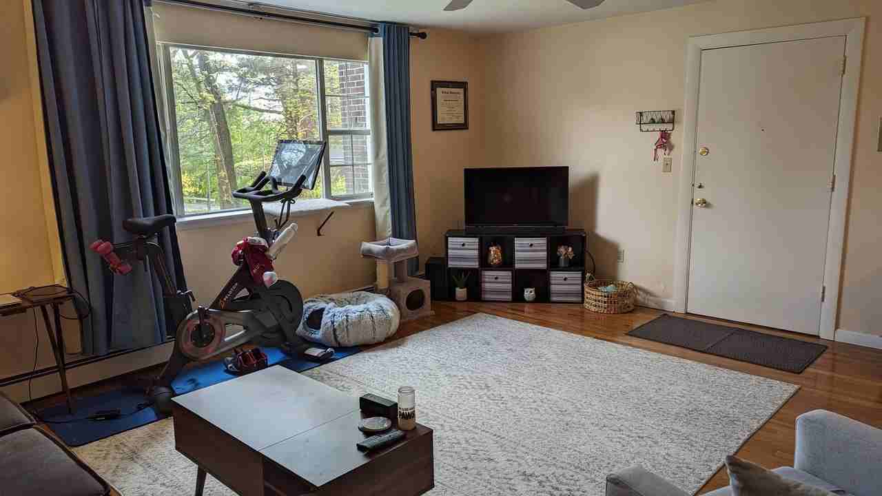 47 Jacqueline Rd #3 - Photo 2 of 9