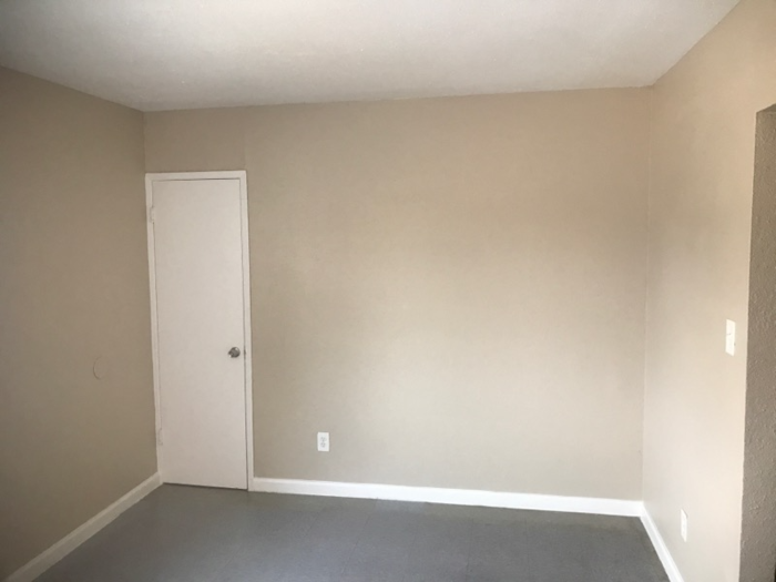 2299 Grove Ave #06 - Photo 3 of 14