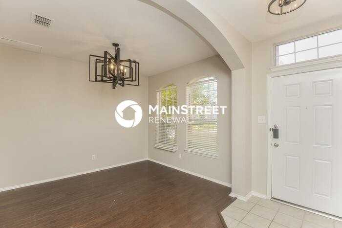 328 Mystic River Trl - Photo 4 of 17