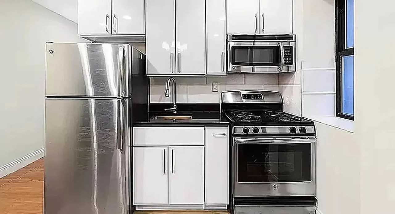 541 W 158th St #32 - Photo 4 of 5