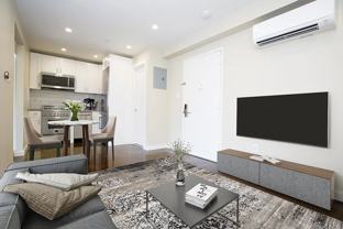 99 Suffolk St #5E - Photo 1 of 1