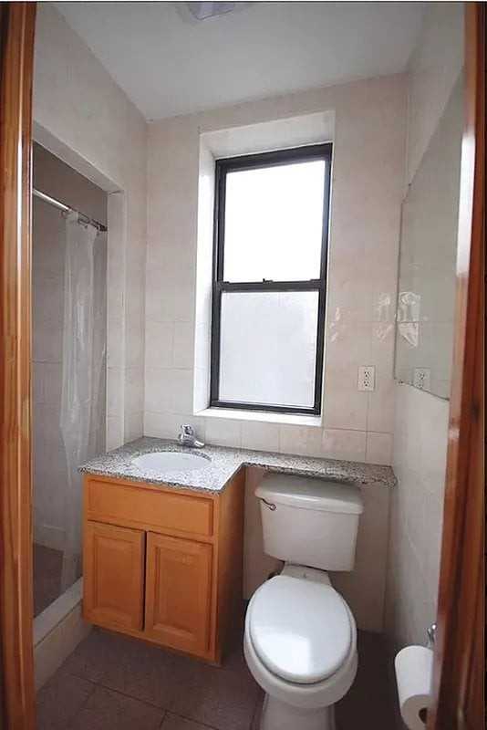 207 Henry St #3 - Photo 6 of 8