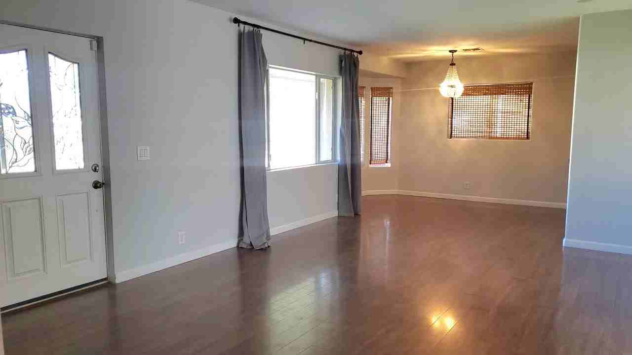 4128 N 46th Pl - Photo 4 of 45