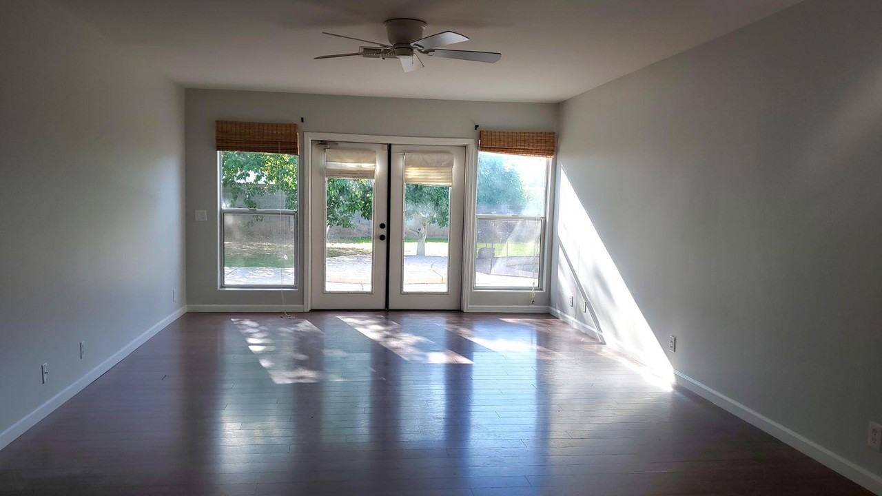 4128 N 46th Pl - Photo 6 of 45