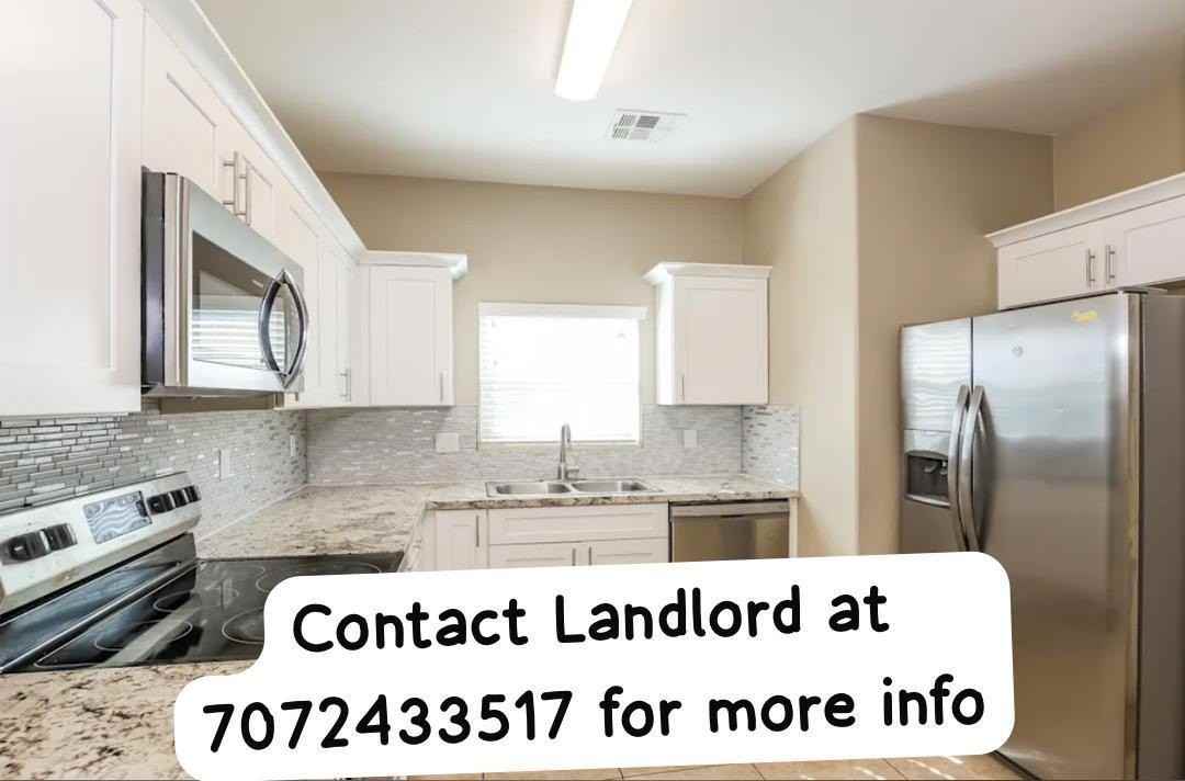 17729 W Banff Ln - Photo 4 of 9