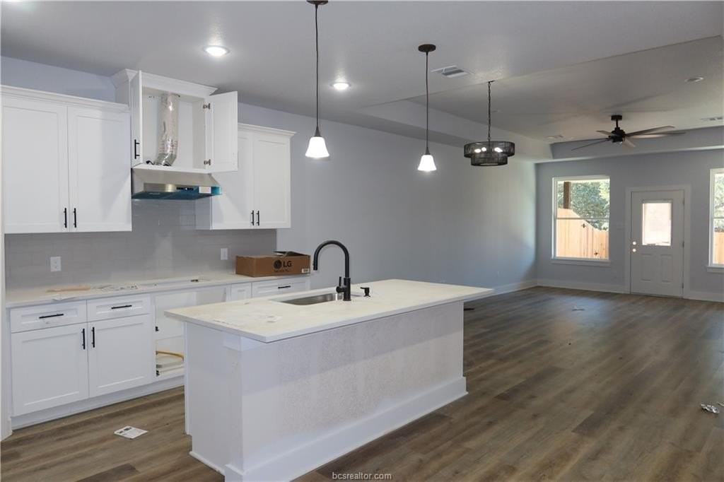 2002 Reagan Ct - Photo 3 of 19