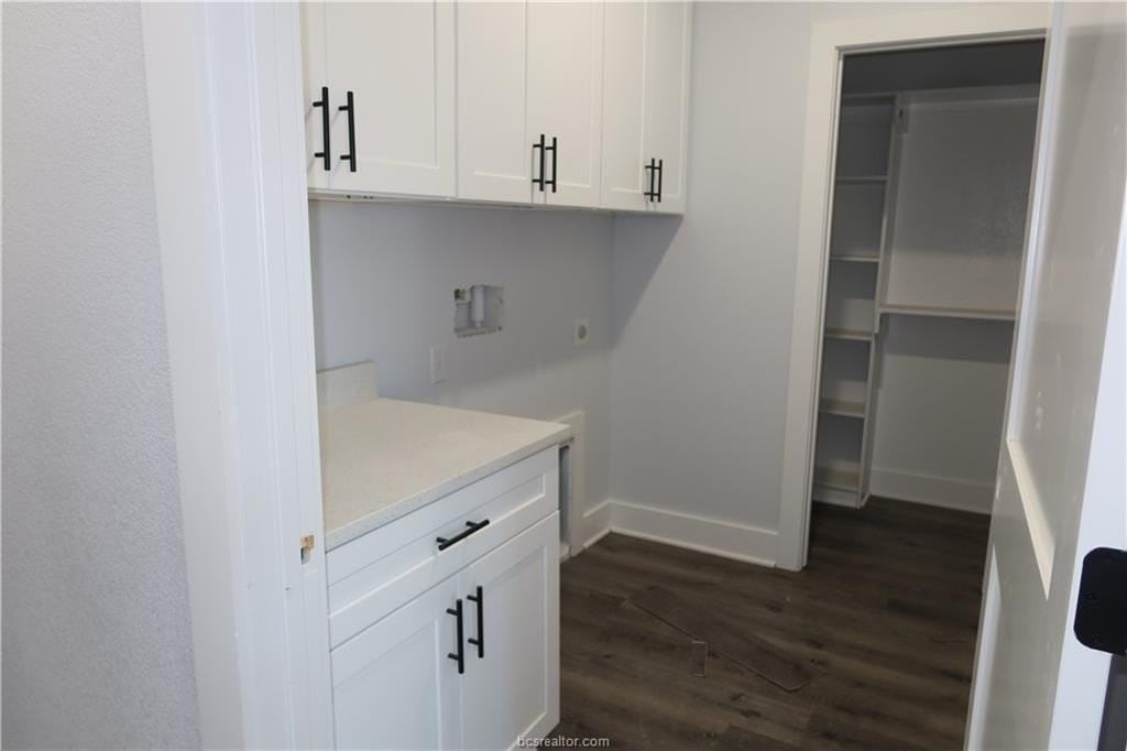 2002 Reagan Ct - Photo 6 of 19